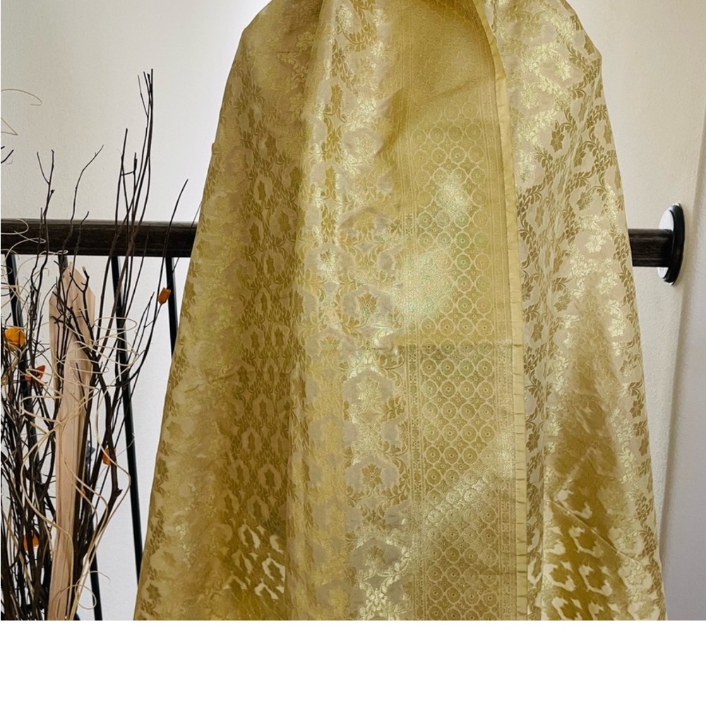 Golden banarasi Dupatta